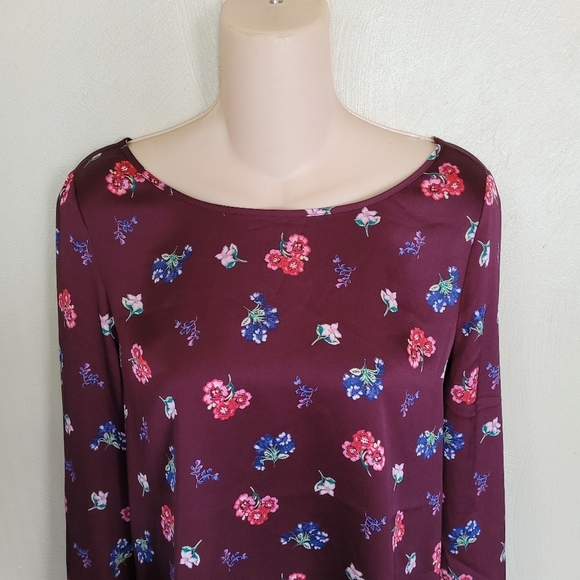 Express Maroon Floral Bell Sleeve Blouse Size Women's Medium - Picture 3 of 11